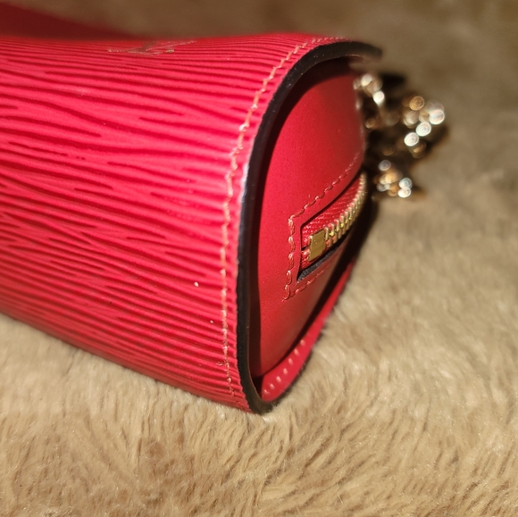 Louis Vuitton Epi Dauphine Jaune Red Clutch Toiletry Crossbody Bag Authentic - Picture 11 of 16